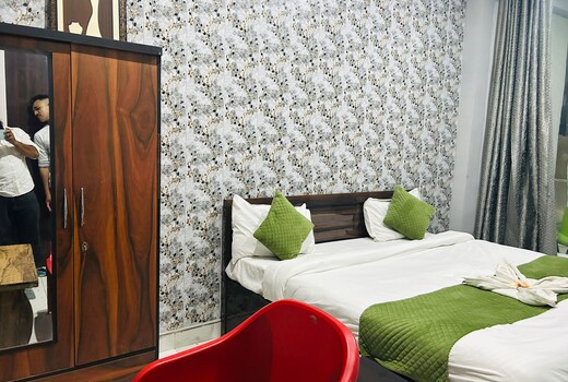 Urban Nest Hotel