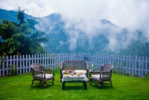 StayVista at Majestic Mountain View Villa