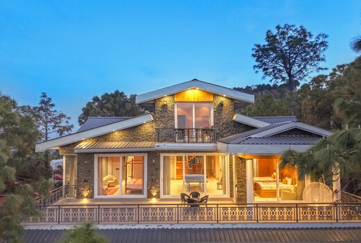 ELIVAAS 4 BHK Kavya Villa With Lounge & Panoramic Views
