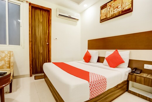 Hotel O SRV palace