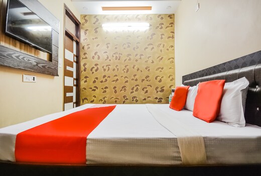 Hotel O Anand