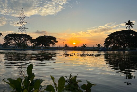 Punnamadakkaran Lakeshore Villas