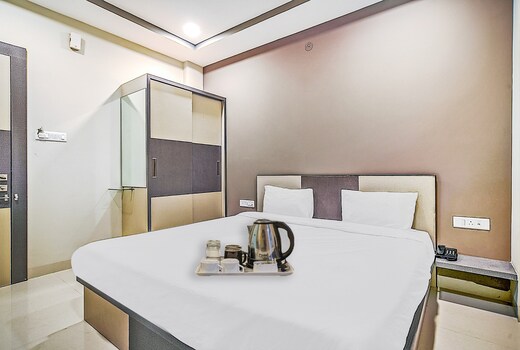 Flagship Urban Elite