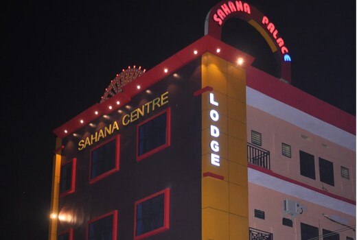 Hotel Sahana Palace