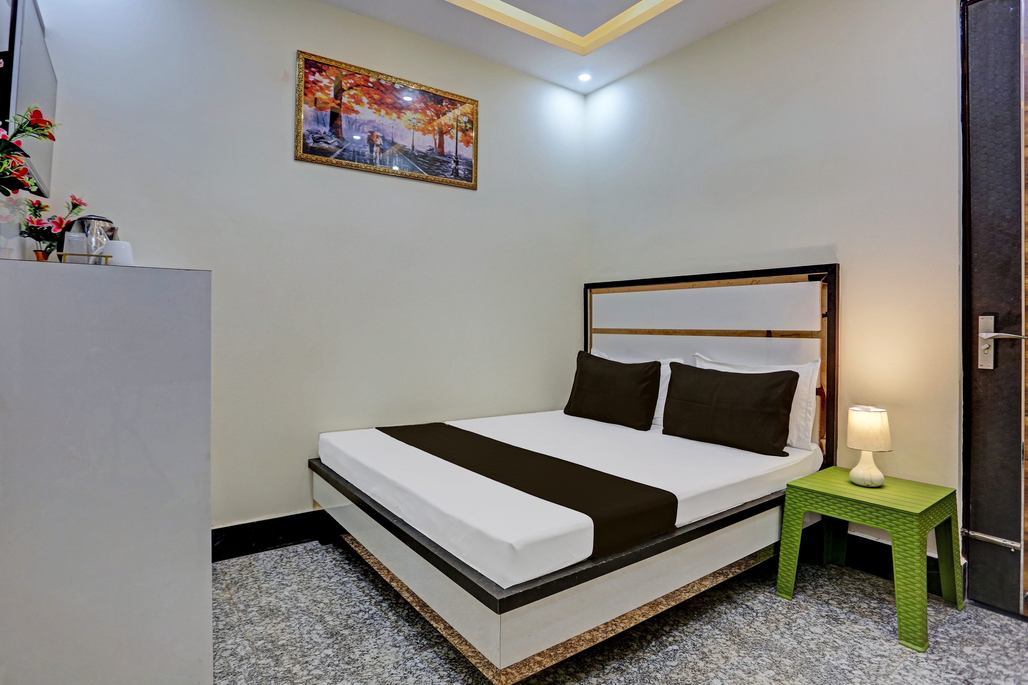 Hotel O The Golden Leaf