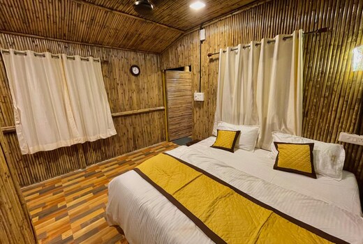 The Bamboo Shores |