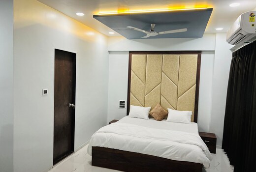 New City Light Hotel