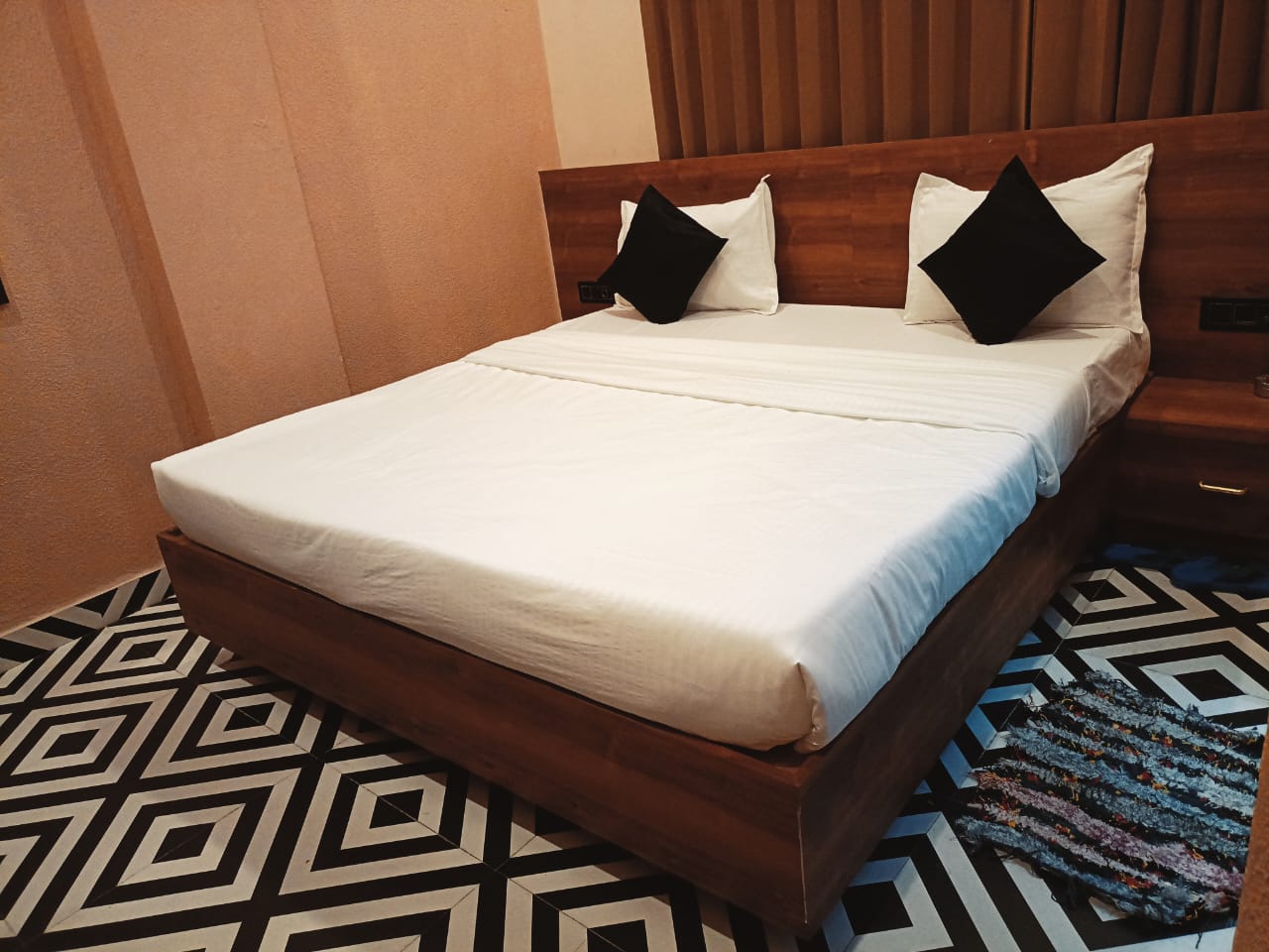 Hotel Ramanyu