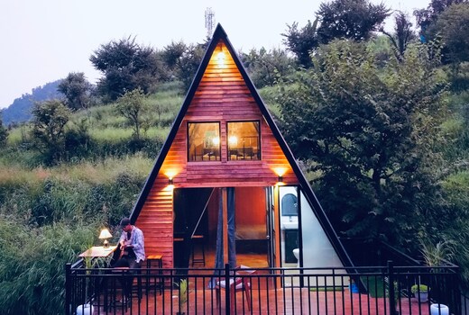 Gadeni Stays | Luxe/Unique Stay