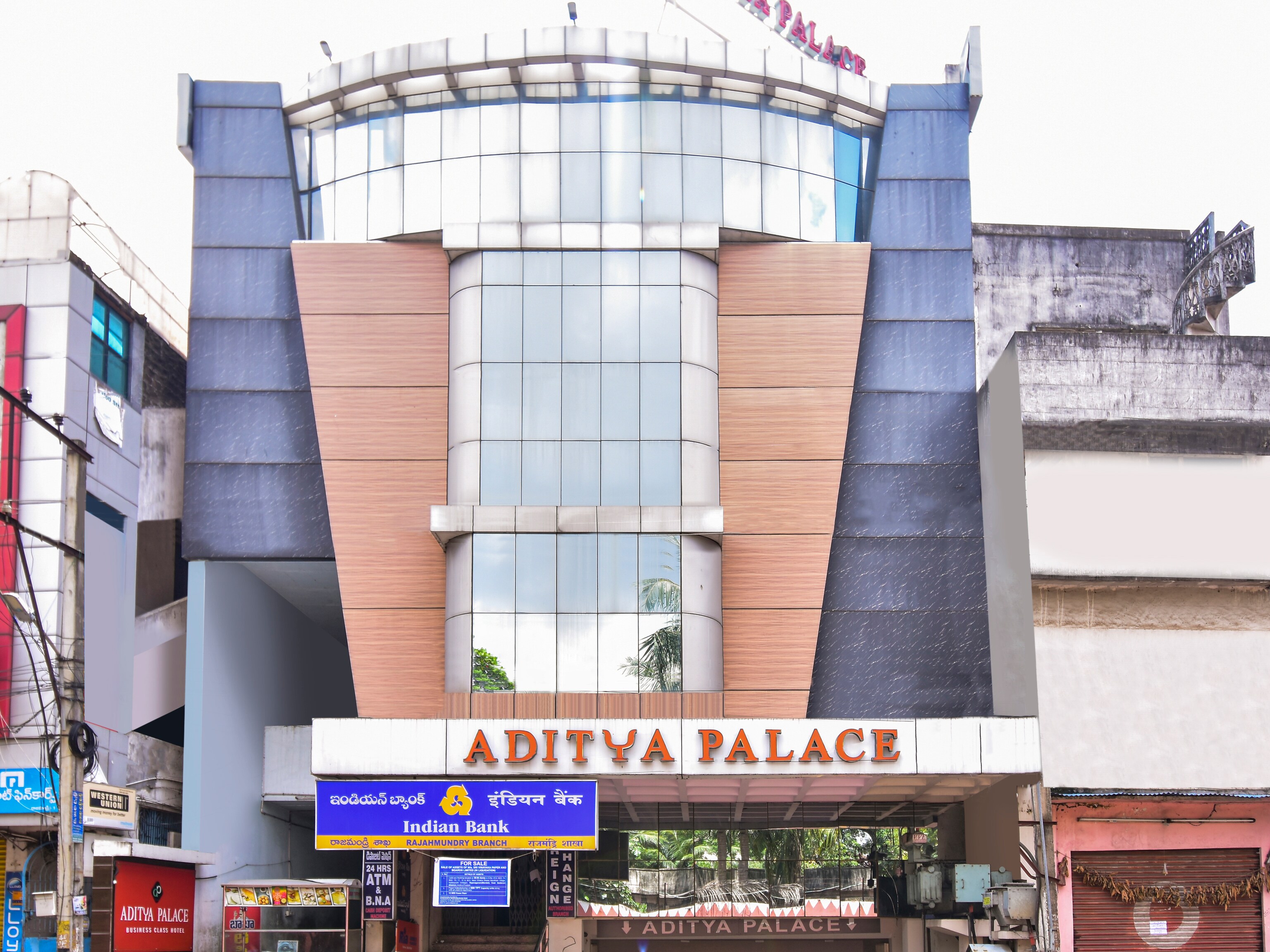 Hotel Aditya Palace