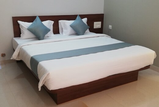Gateway Suites