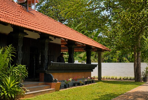 Ben&b's Riverview Staycation,Pooyamkutty