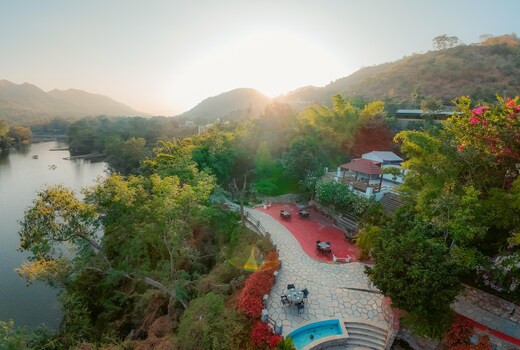 Kumbhalgarh Forest Retreat - Best Located Lake Facing Resort In Kumbhalgarh