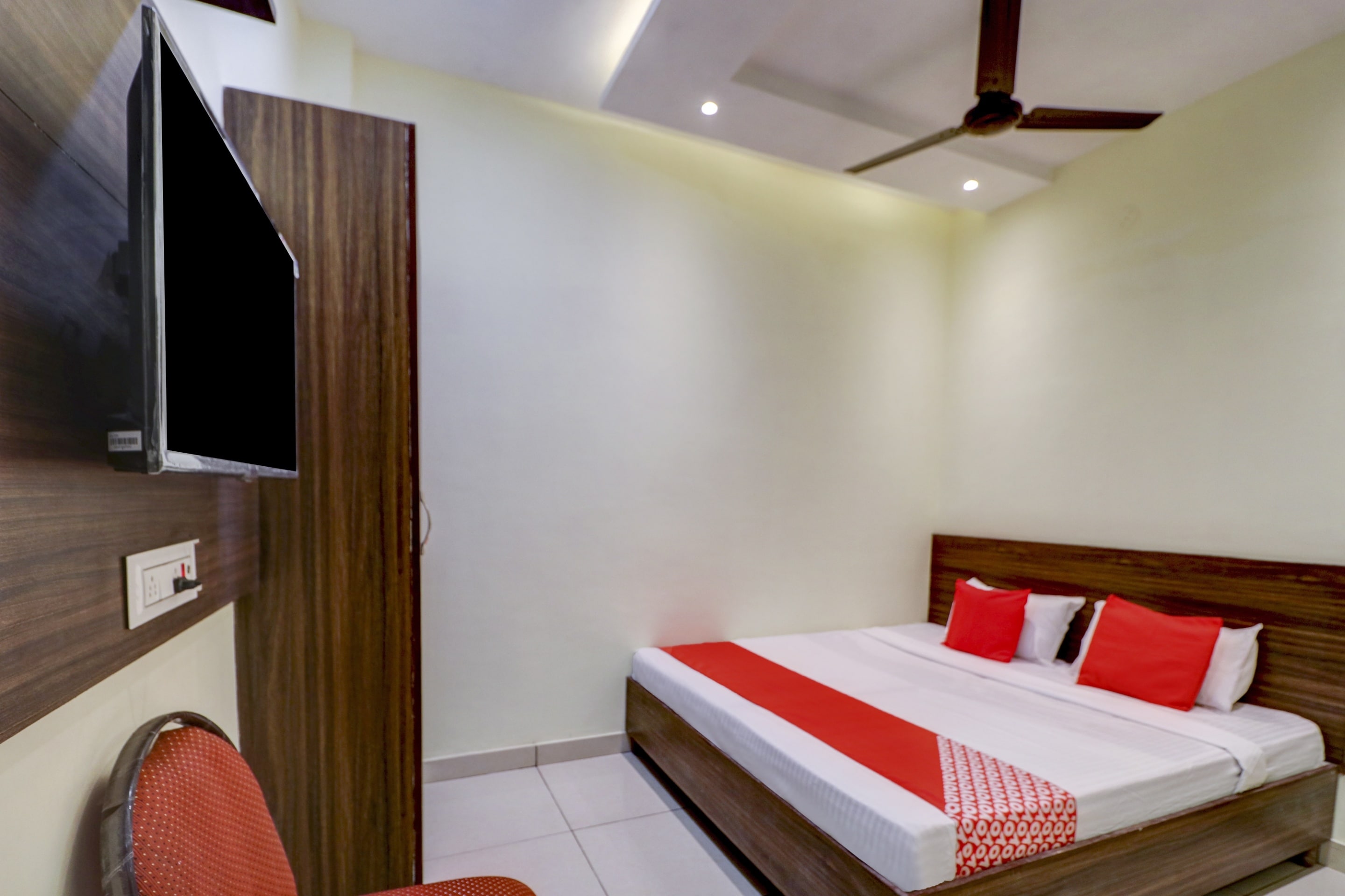 Hotel O Kabir