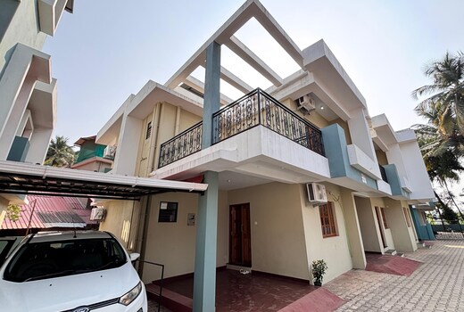 Cozy 3 BHK row house for rent