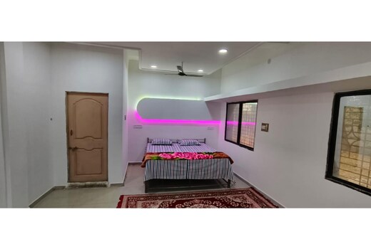 Royal Villa Resort