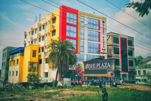 Oishi Plaza hotel