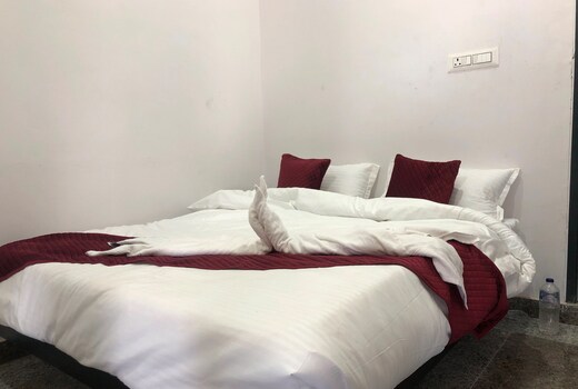 OYO Hotel Funday