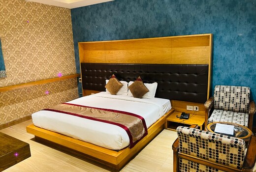 PRAKASH INN
