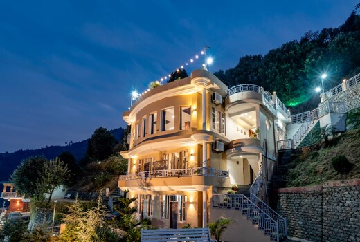 Shepherd Hills Resort