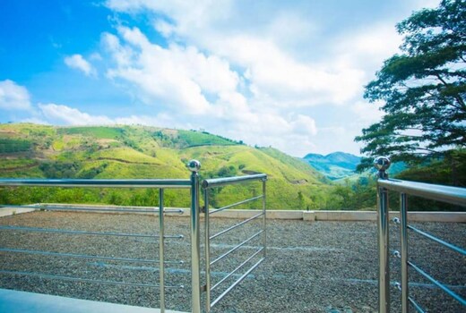 Rustic Rae Vagamon