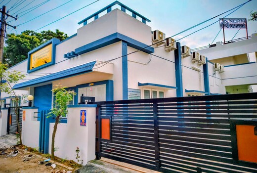 Nestiq Hostel