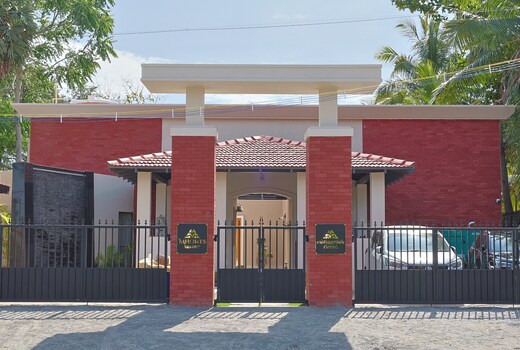 Mhomes Resort