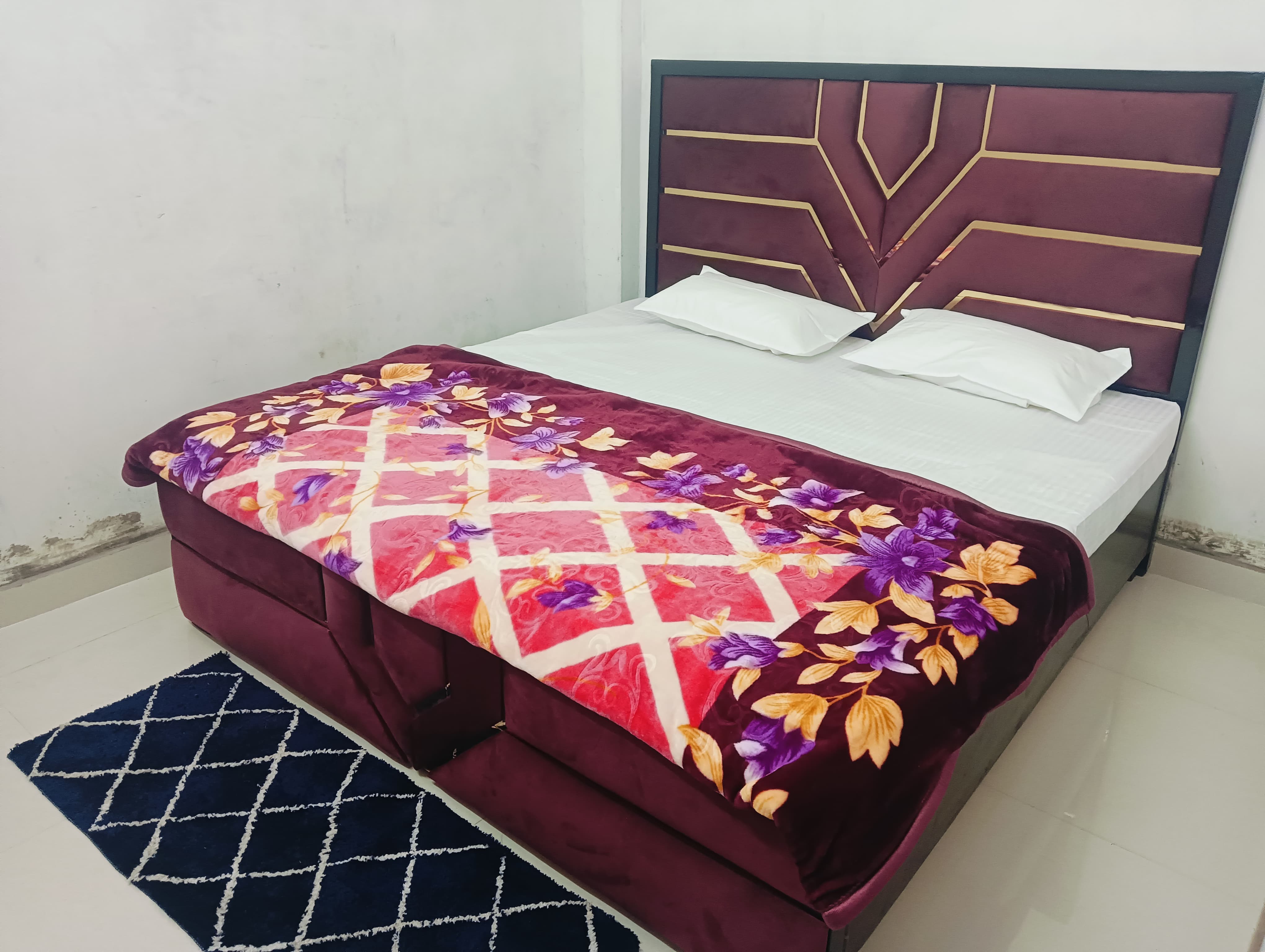 Shivaay Guest House