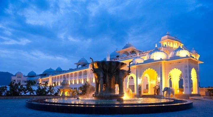 Radisson Blu Udaipur Palace Resort and Spa