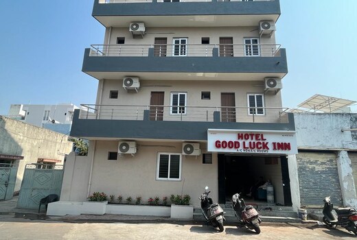 Hotel Goodluck Inn