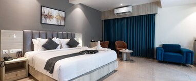 Hotel Golden Couch, Kozhikode, Vadakara.