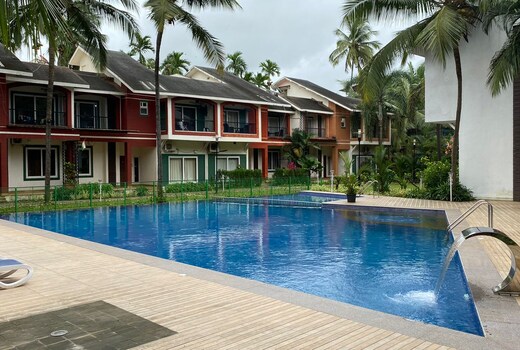 Luxurious 1bhk with WiFi/Pool/Caretaker near Baga
