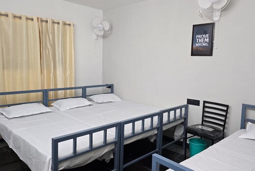 Shree Radhey Home Stay