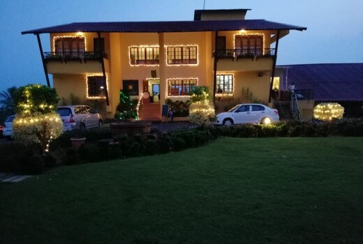 Vallonne Vineyards