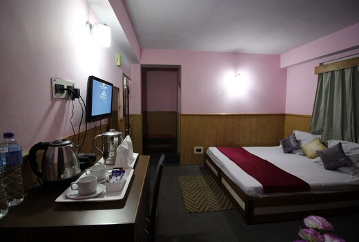 Dhardo Retreat & Resort