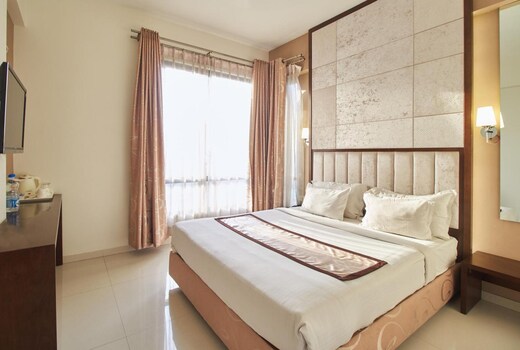 Hotel Executive Silver Inn