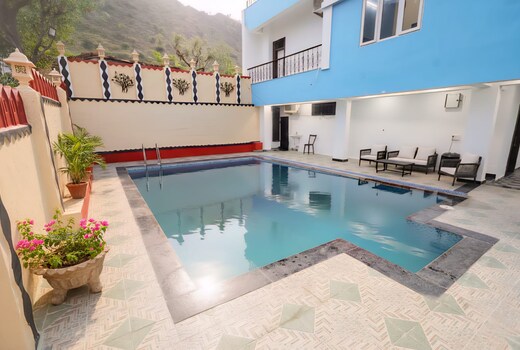 The Secret Villa