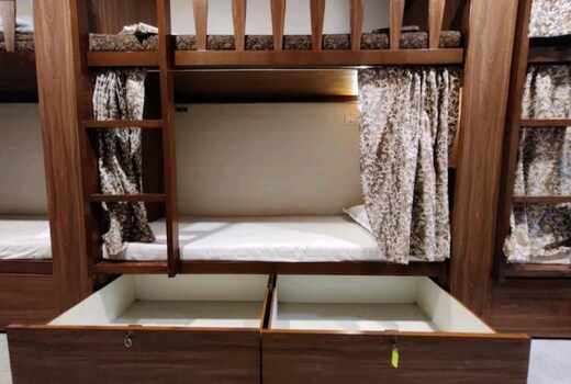 Dormitory Inn Mumbai (AC 24 Hours)