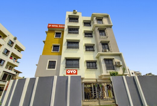 Hotel O AP Royal Rooms