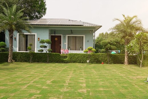 Aurelia Luxe Farms
Your private luxury escape