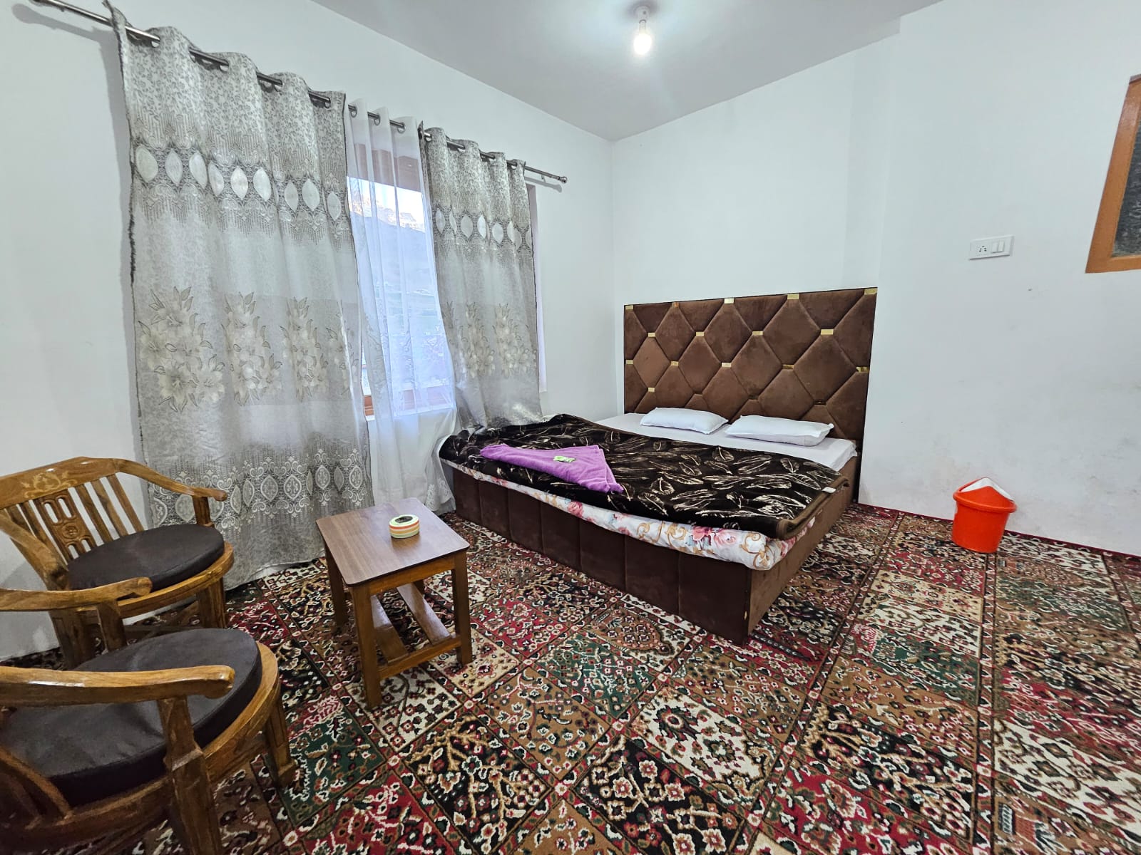 Grand Snowland Hotel and Restaurent