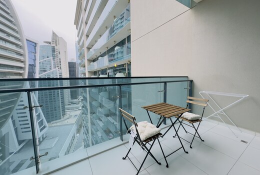 Quickstay Homes - Studio with a Pool View at Merano Tower