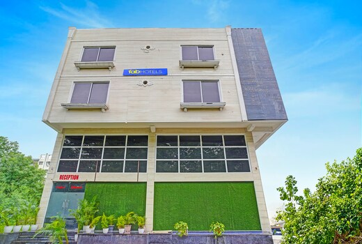FabHotel New Krishna Palace