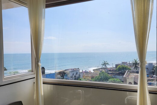 Ocean pearl beach house