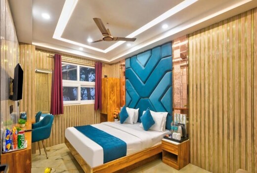 Hotel Sona Deluxe @ 2 min walk from New Delhi Railway Station