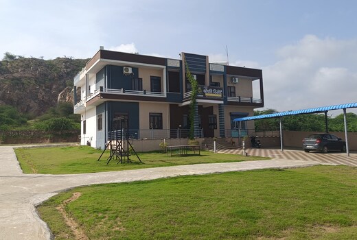 Shripati Resort