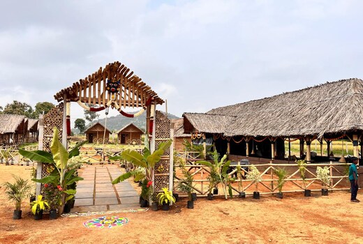 VEER EMPIRE RESORT hampi