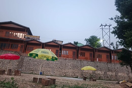 trigun pahadi hub homestay