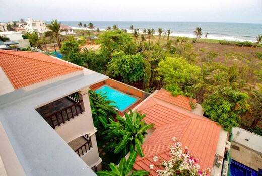 Costa Verde Luxury Beachfront Villa ECR
