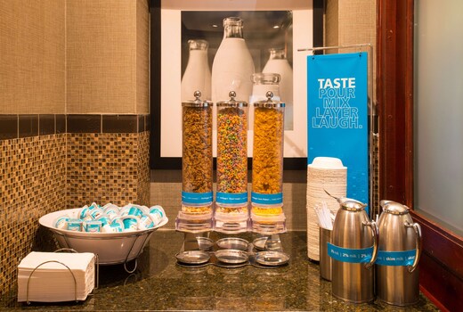 Hampton Inn Oakville Mississauga